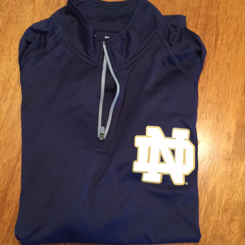 Like new Under Armour Norte Dame 3/4 zip pull over